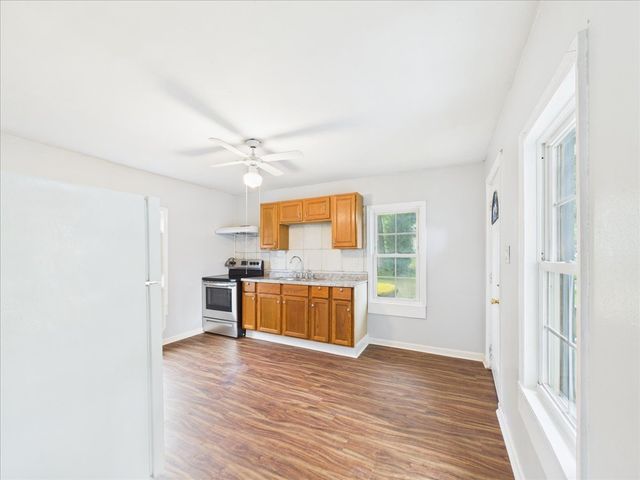 701 Montague Street, Rockford, IL 61102