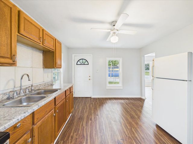 701 Montague Street, Rockford, IL 61102