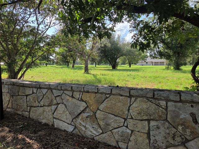 10005 Orchards Boulevard, Cleburne, TX 76033