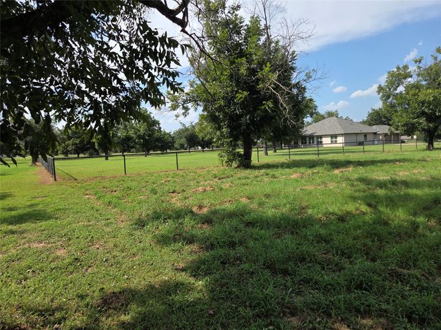 10005 Orchards Boulevard, Cleburne, TX 76033