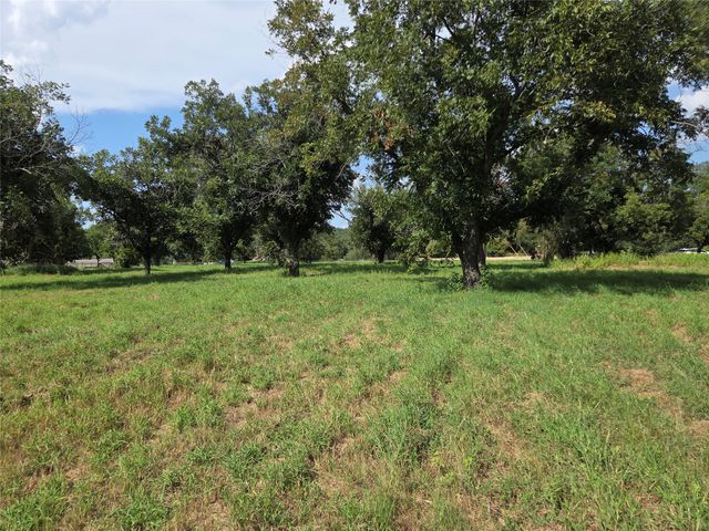 10005 Orchards Boulevard, Cleburne, TX 76033