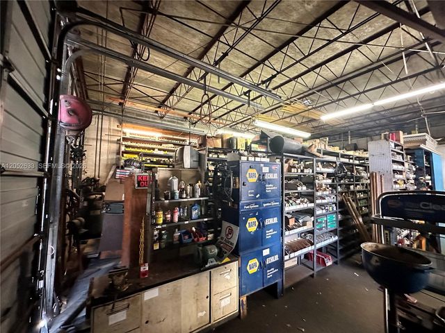 2304 SW 60th Way, Miramar, FL 33023