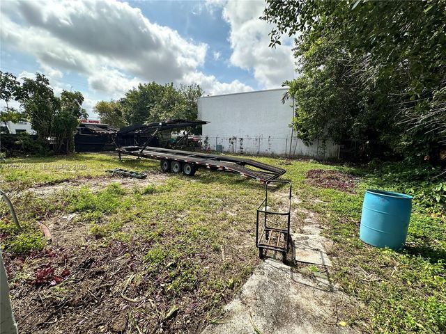 2304 SW 60th Way, Miramar, FL 33023