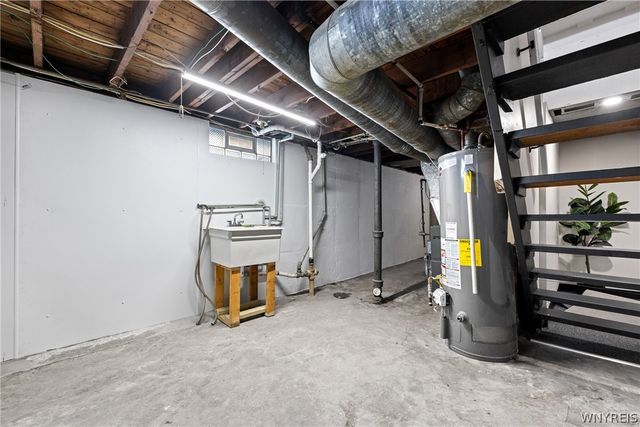 538 Taunton Place, Buffalo, NY 14216