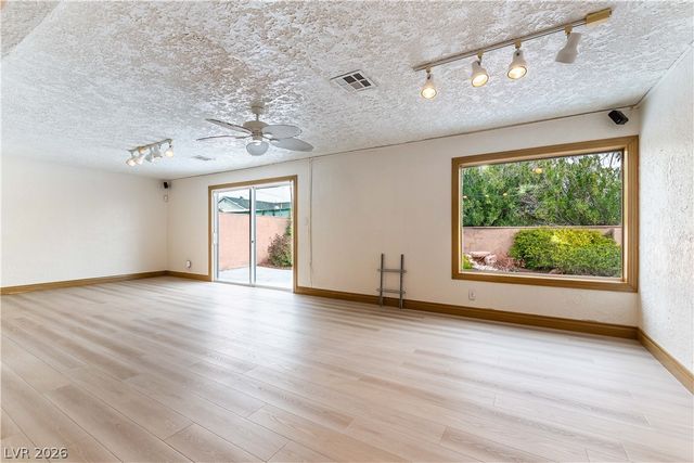 5416 Gipsy Avenue, Las Vegas, NV 89107