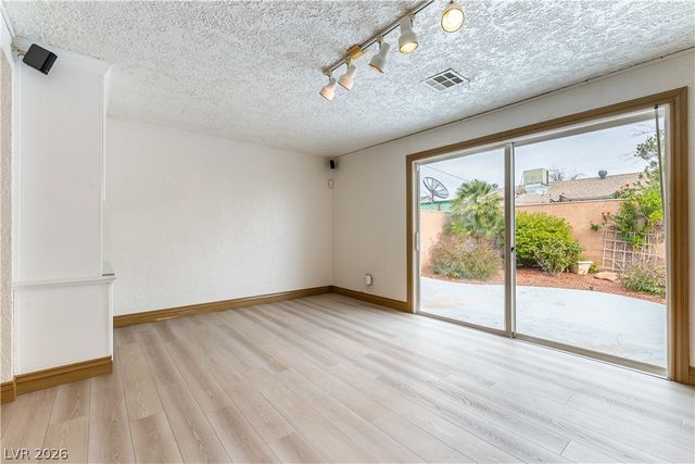 5416 Gipsy Avenue, Las Vegas, NV 89107