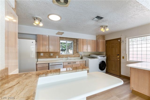 5416 Gipsy Avenue, Las Vegas, NV 89107