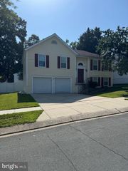 7847 GOLDEN PINE CIR, Severn, MD 21144