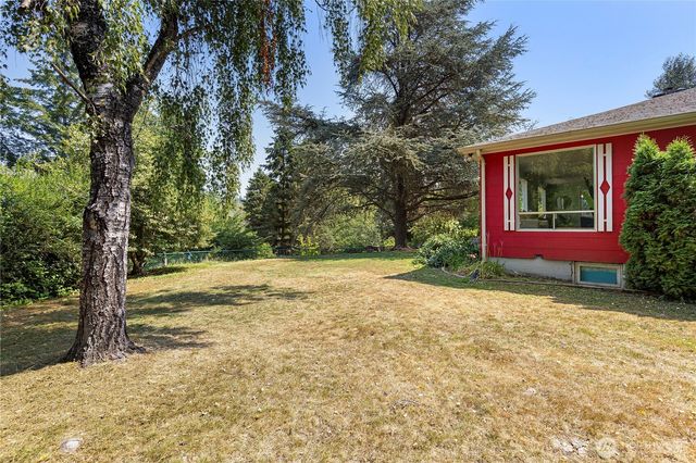 20509 NE State Highway 305 NE NE, Poulsbo, WA 98370
