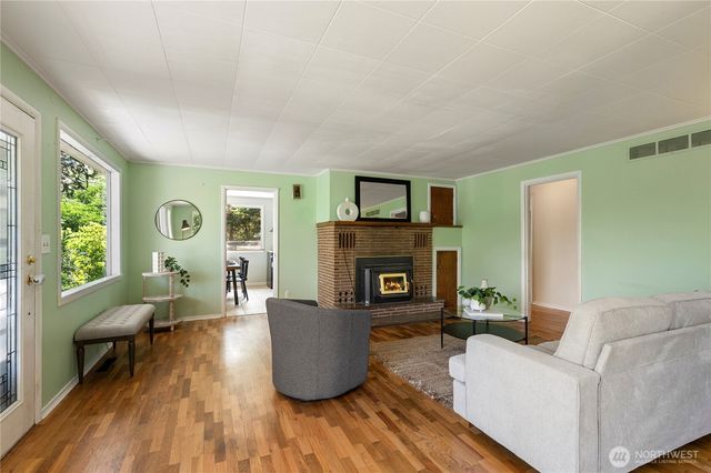 20509 NE State Highway 305 NE NE, Poulsbo, WA 98370