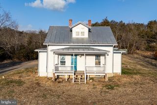 10997 SENEDO RD, Mount Jackson, VA 22842