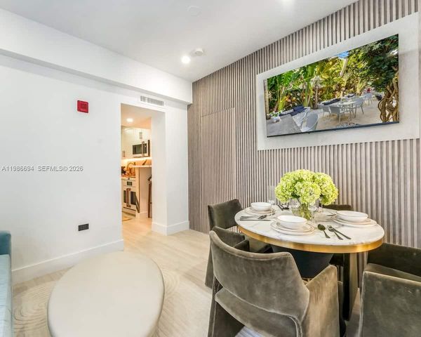 100 Collins Avenue 202, Miami Beach, FL 33139