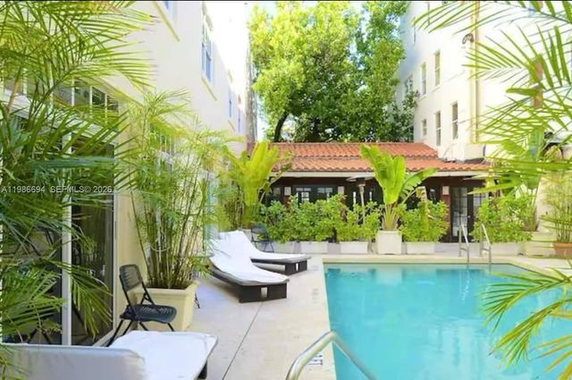 100 Collins Avenue 202, Miami Beach, FL 33139
