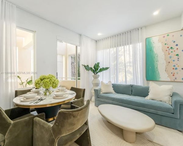 100 Collins Avenue 202, Miami Beach, FL 33139