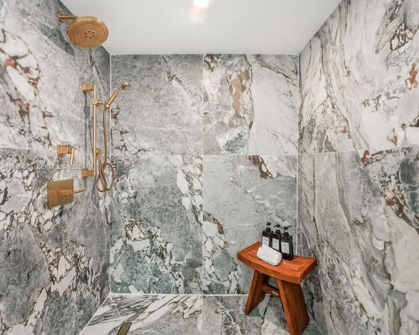 100 Collins Avenue 202, Miami Beach, FL 33139
