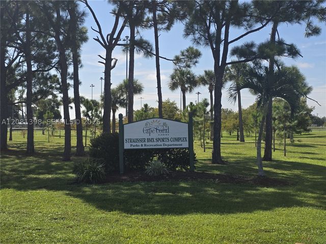 1310 SW 7th Ct 0, Cape Coral, FL 33991