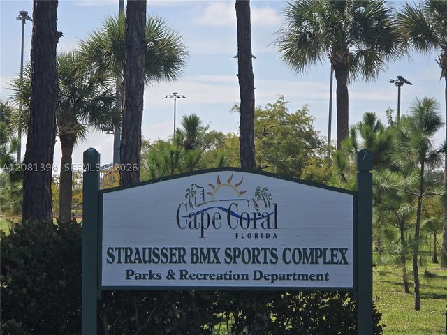 1310 SW 7th Ct 0, Cape Coral, FL 33991