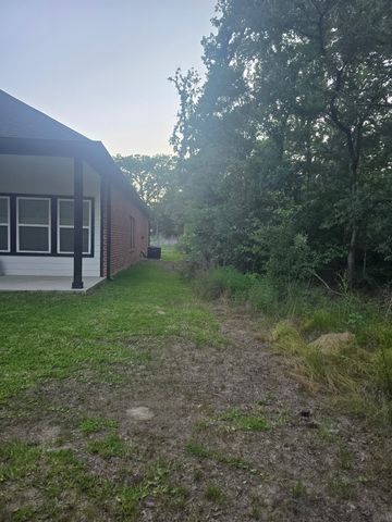 120 Dogwood Drive, Trinidad, TX 75163