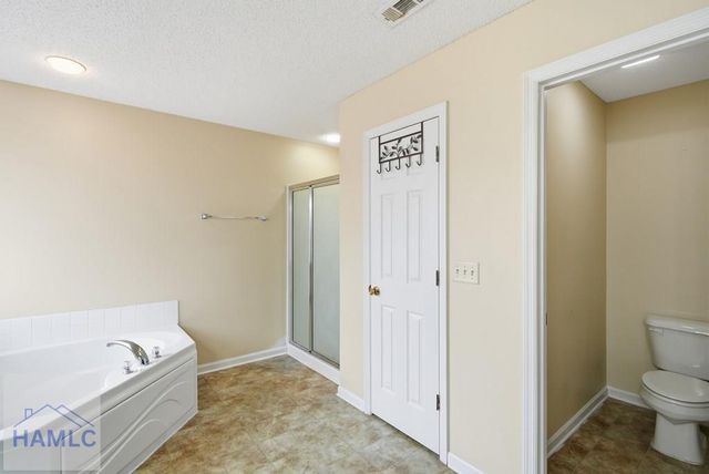 203 Barcalay Lane, Hinesville, GA 31313