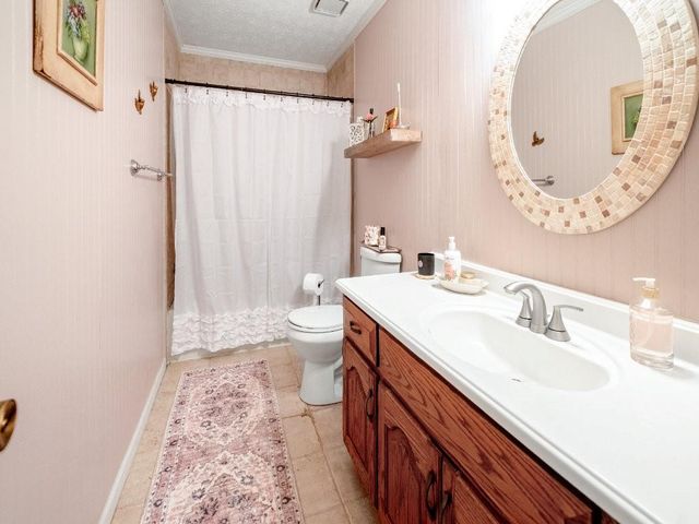 254 Graves Road, Fayetteville, GA 30214