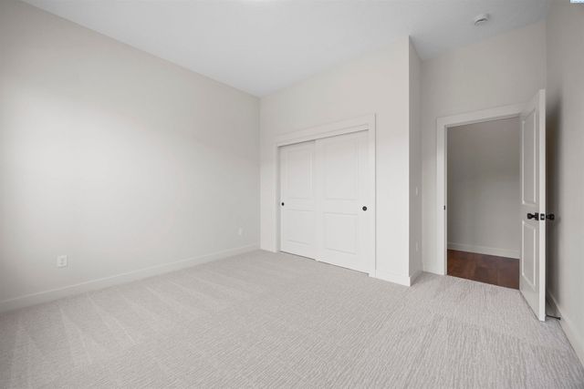 6027 W 28th Place, Kennewick, WA 99338