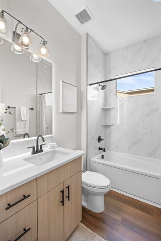 6027 W 28th Place, Kennewick, WA 99338