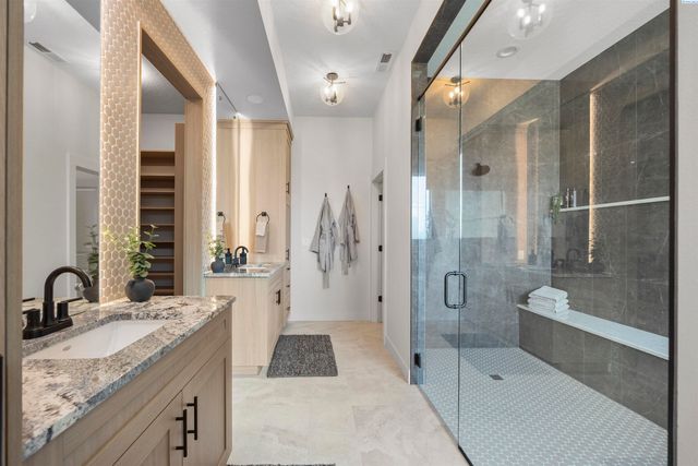 6027 W 28th Place, Kennewick, WA 99338