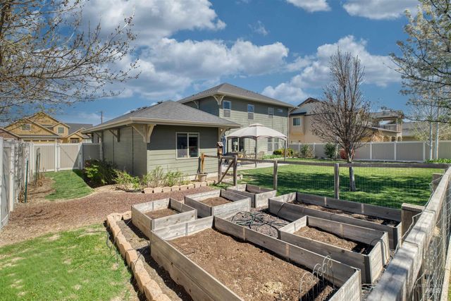 11645 W Norman St, Nampa, ID 83686