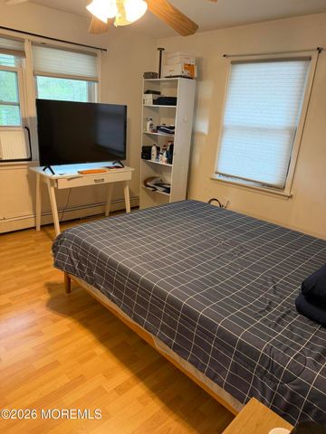 10 Smith Street, Howell, NJ 07731