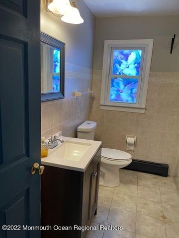 10 Smith Street, Howell, NJ 07731
