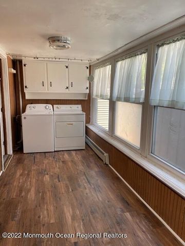 10 Smith Street, Howell, NJ 07731