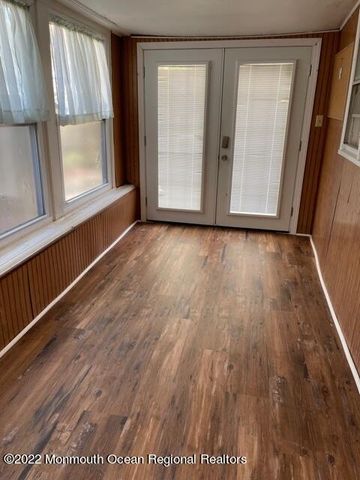 10 Smith Street, Howell, NJ 07731