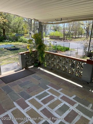 10 Smith Street, Howell, NJ 07731