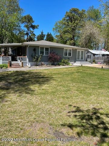 10 Smith Street, Howell, NJ 07731