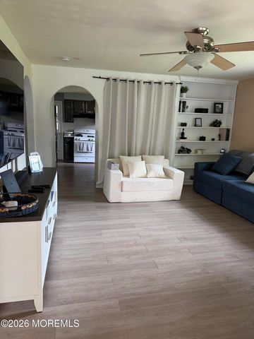 10 Smith Street, Howell, NJ 07731
