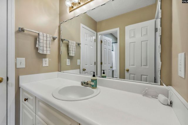 103 Linville Court, Lexington, SC 29073