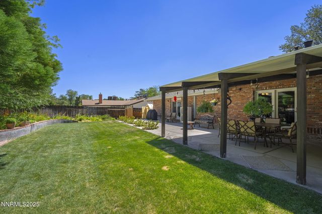 14490 Rancheros Drive, Reno, NV 89521