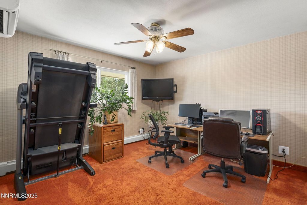 Image 11 of property listing at 14490 Rancheros Drive, Reno, NV 89521