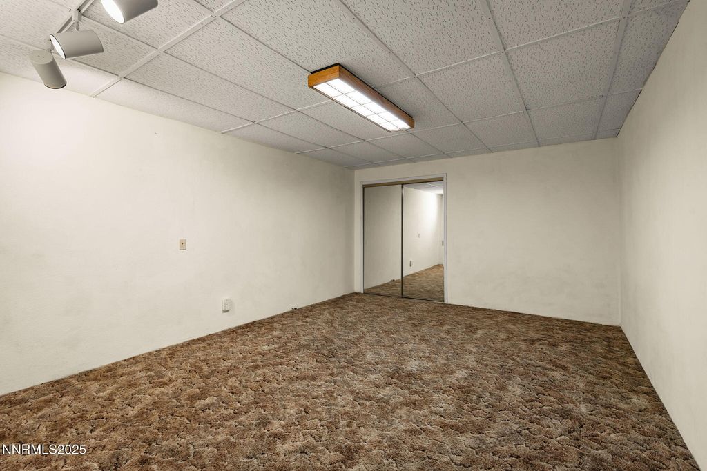 Image 17 of property listing at 14490 Rancheros Drive, Reno, NV 89521