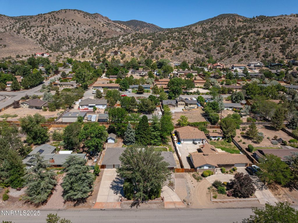 Image 33 of property listing at 14490 Rancheros Drive, Reno, NV 89521