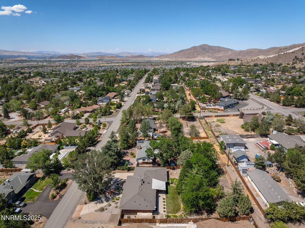 Image 35 of property listing at 14490 Rancheros Drive, Reno, NV 89521