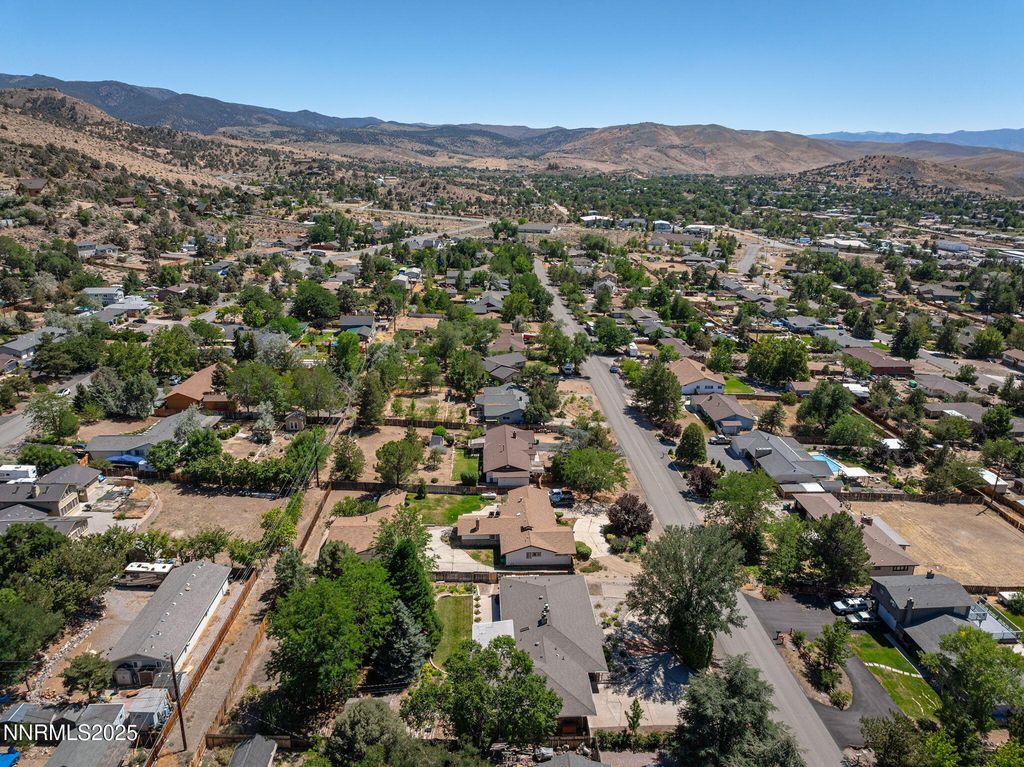 Image 39 of property listing at 14490 Rancheros Drive, Reno, NV 89521