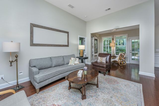 271 Bateaux Drive, Summerville, SC 29483