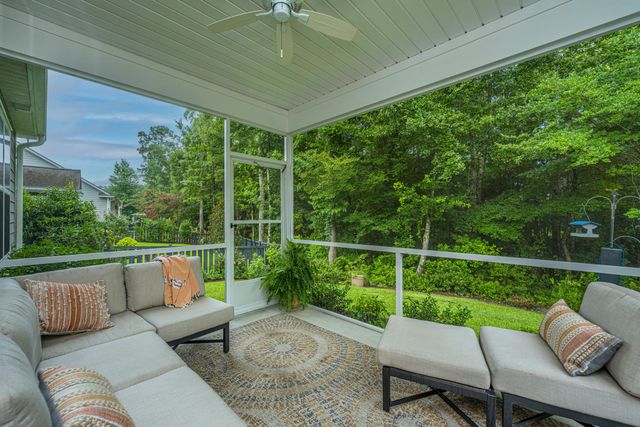 271 Bateaux Drive, Summerville, SC 29483