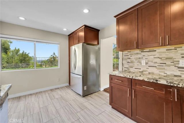 661 La Cumbre, Corona, CA 92879
