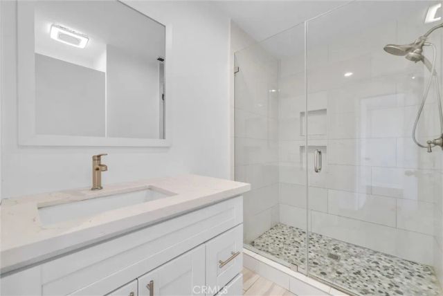 661 La Cumbre, Corona, CA 92879