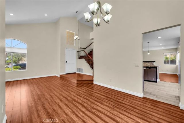 661 La Cumbre, Corona, CA 92879
