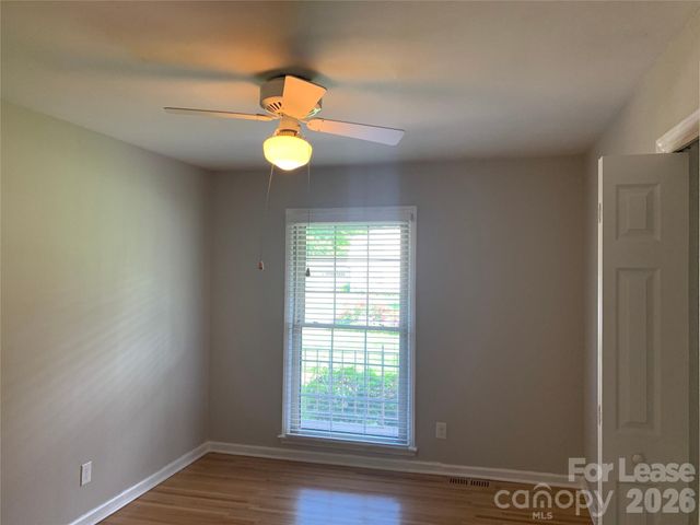 1130 Cheddington Drive, Charlotte, NC 28211