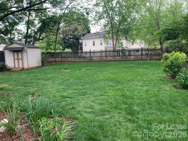 1130 Cheddington Drive, Charlotte, NC 28211
