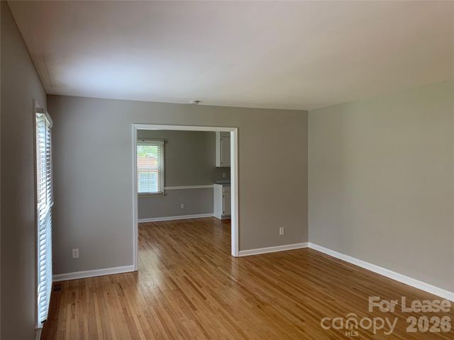 1130 Cheddington Drive, Charlotte, NC 28211